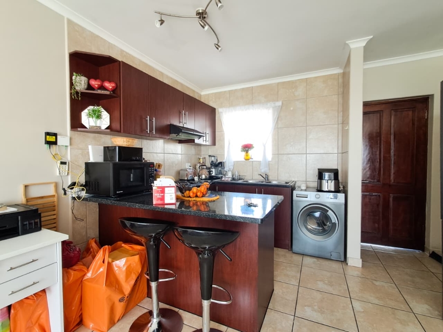 2 Bedroom Property for Sale in Burgundy Estate Western Cape